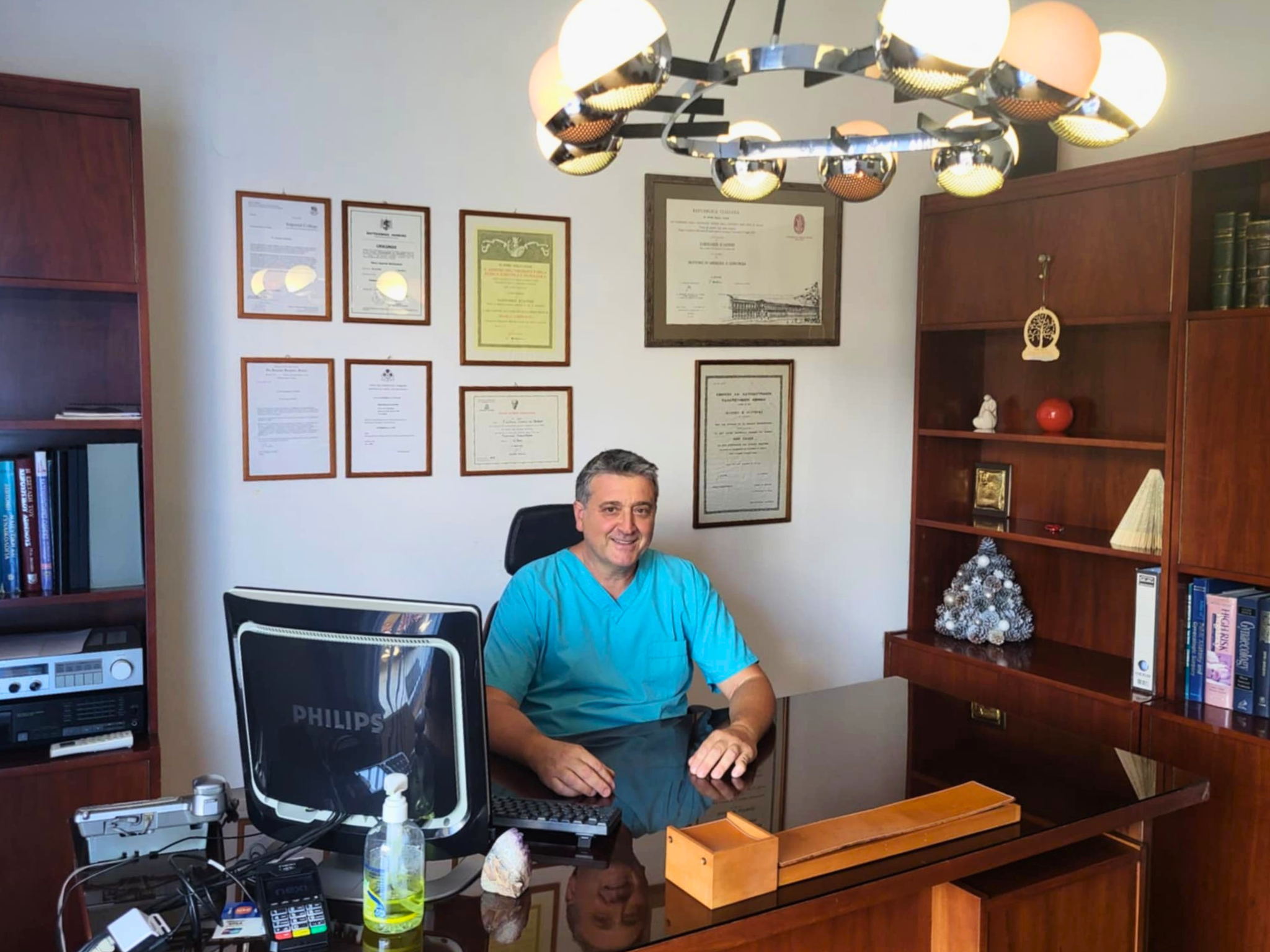 Γραφείο Ιατρού — Αμπελόκηποι